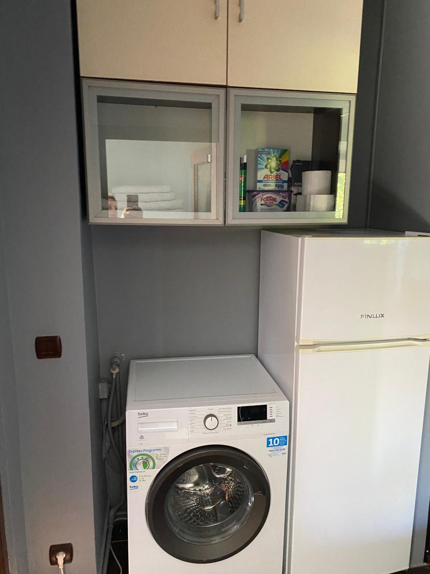 Comfort Home Apartment 2 Петрошани Экстерьер фото